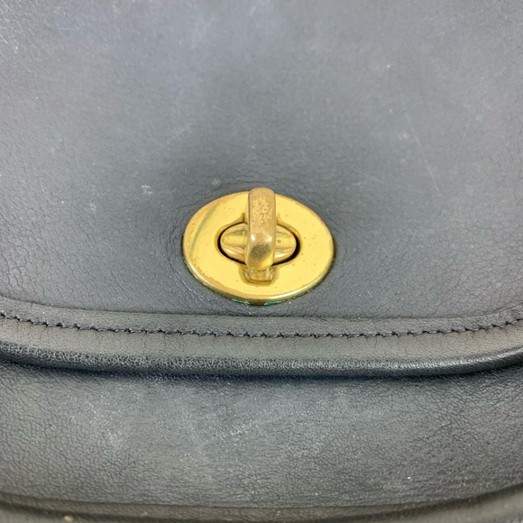 Coach Black Leather Crossbody Satchel with Gold Turnlock - Picture 3 of 16